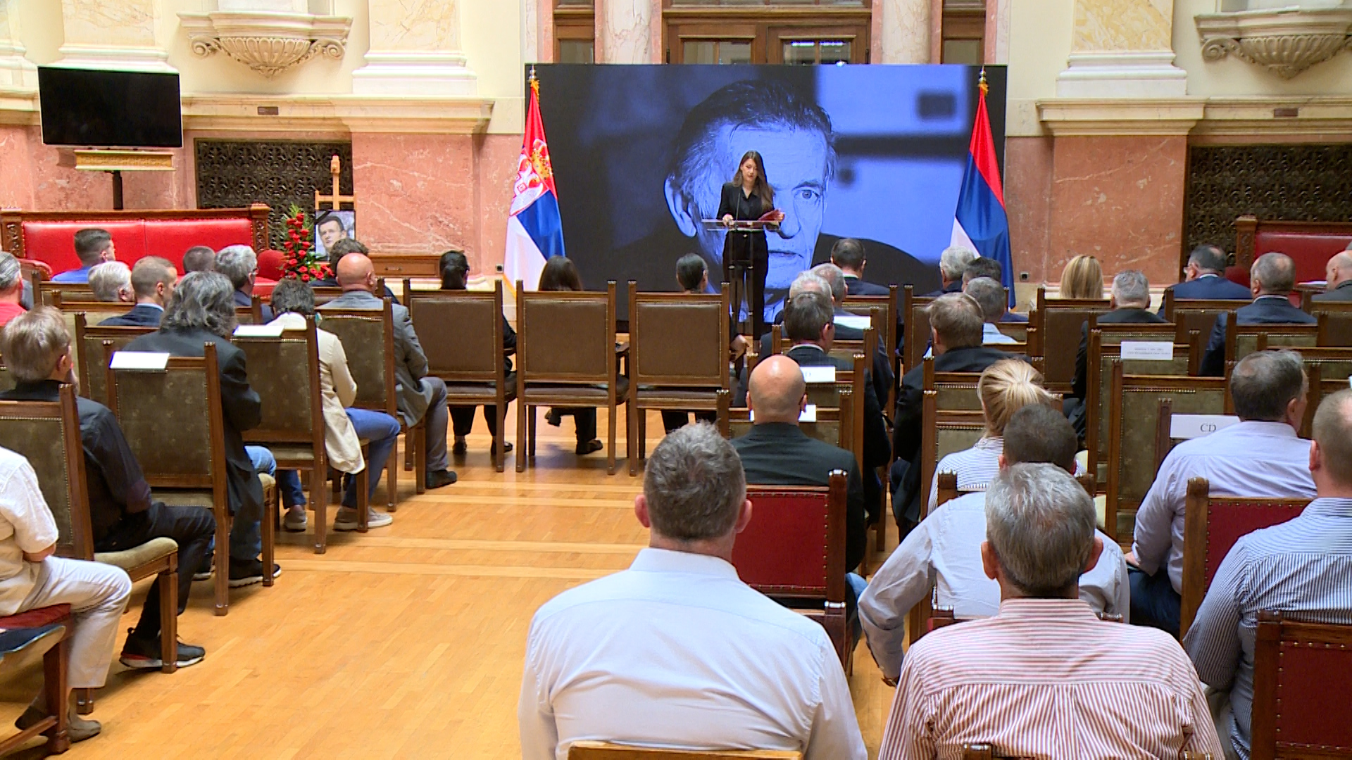 Beograd, upisivanje u knjigu zalosti povodom smrti bivseg narodnog poslanika Josipa Joske Broza i komemorativni skup, pokrivanje Beograd, upisivanje u knjigu zalosti povodom smrti bivseg narodnog poslanika Josipa Joske Broza i komemorativni skup, pokrivanje